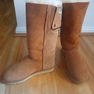 Brand new UGG boots - by Koalabi